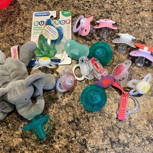 Pacifier Bundle! New to good condition